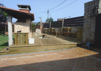 Fabricación de zona transitable en madera en Pontevedra